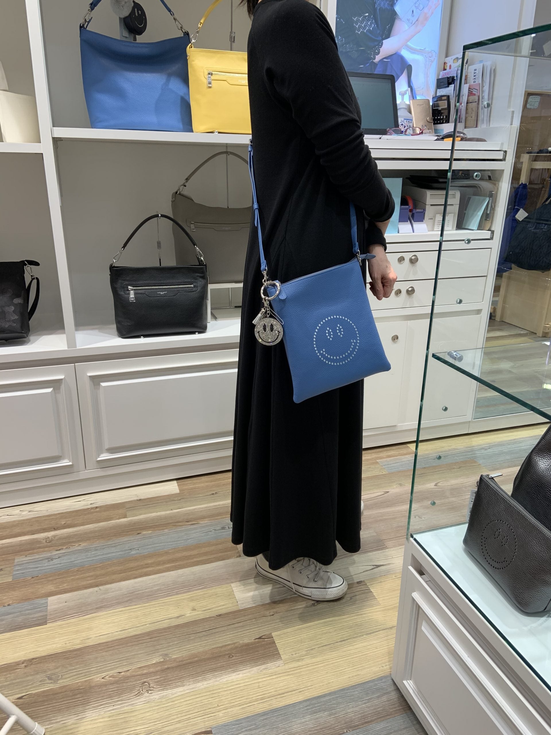 新色入荷のお知らせです|サロン・ド・アルファード小田急新宿店