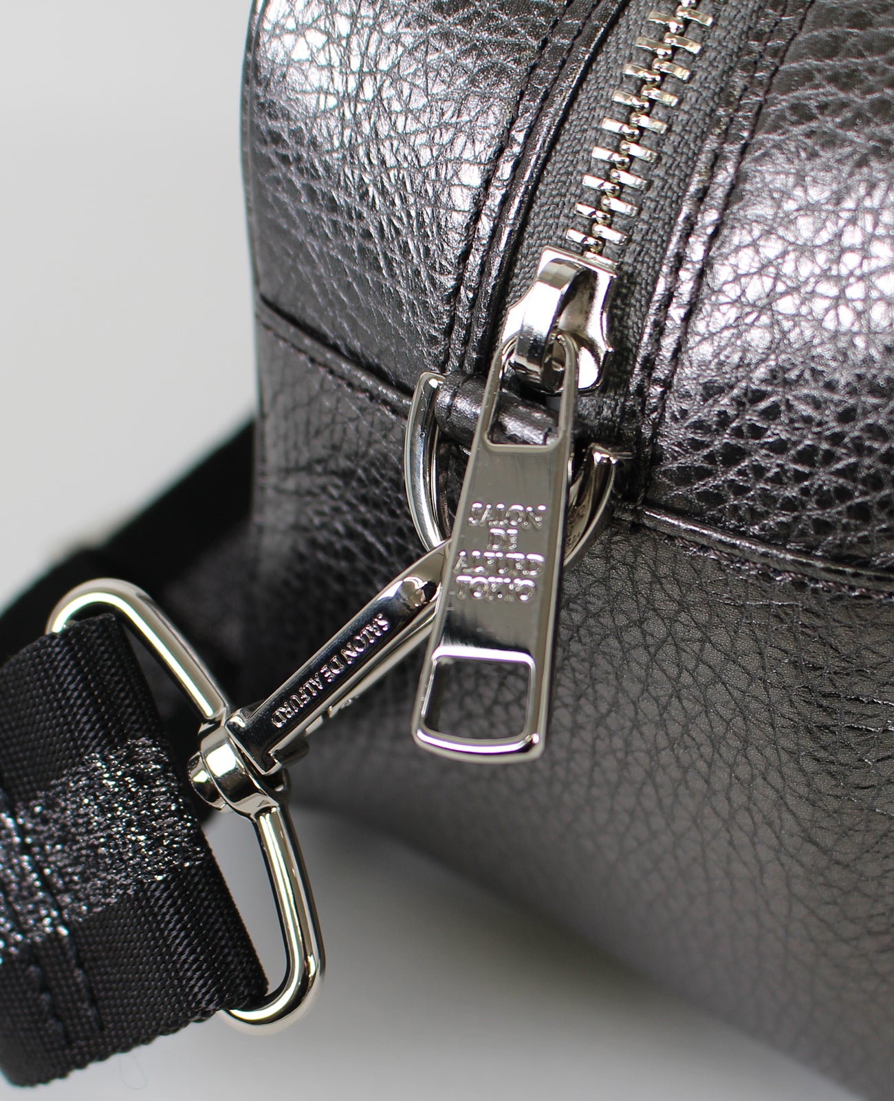 スマイル スクエアポシェット ボディバッグ 1575