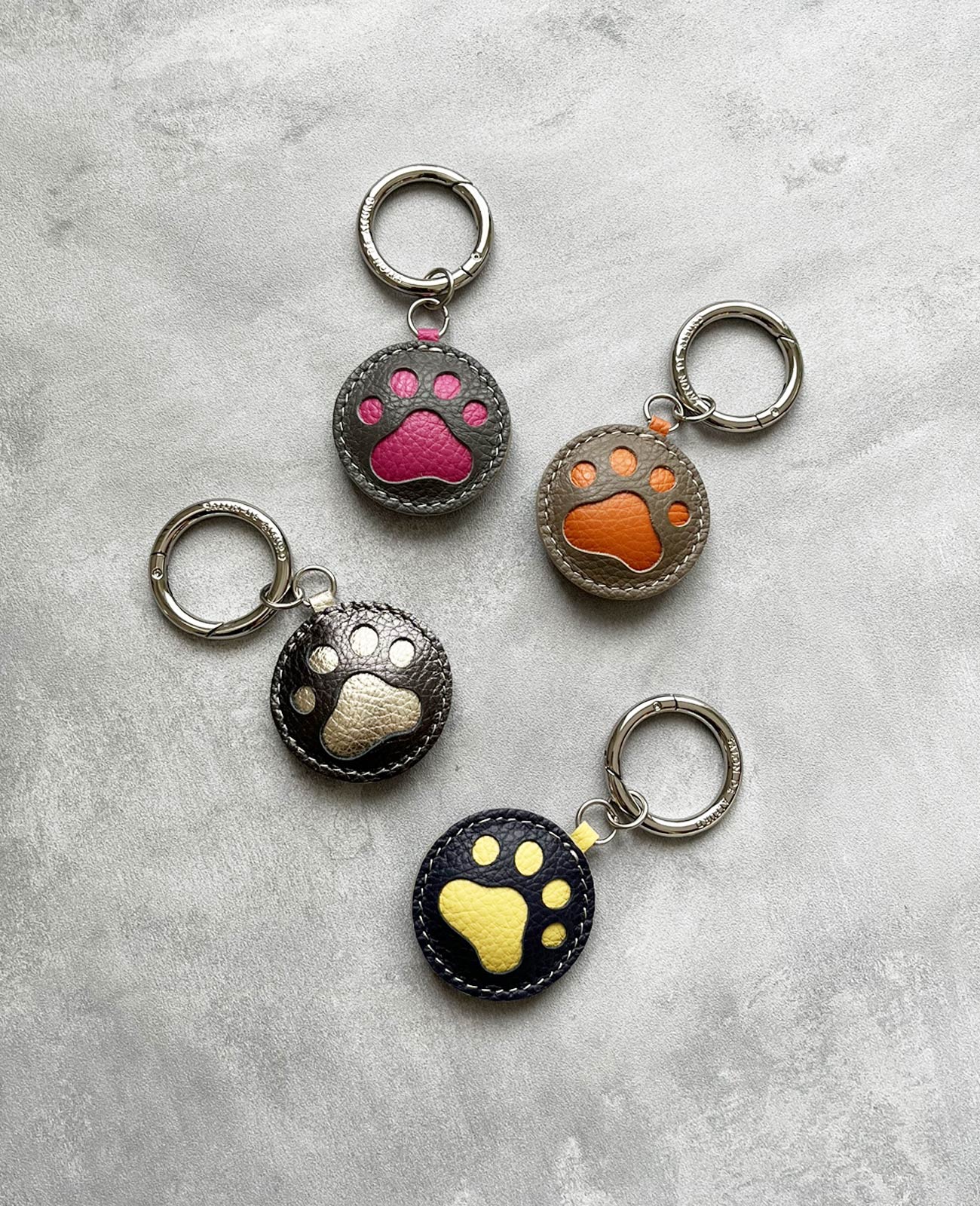 1729 肉球 バッグチャーム