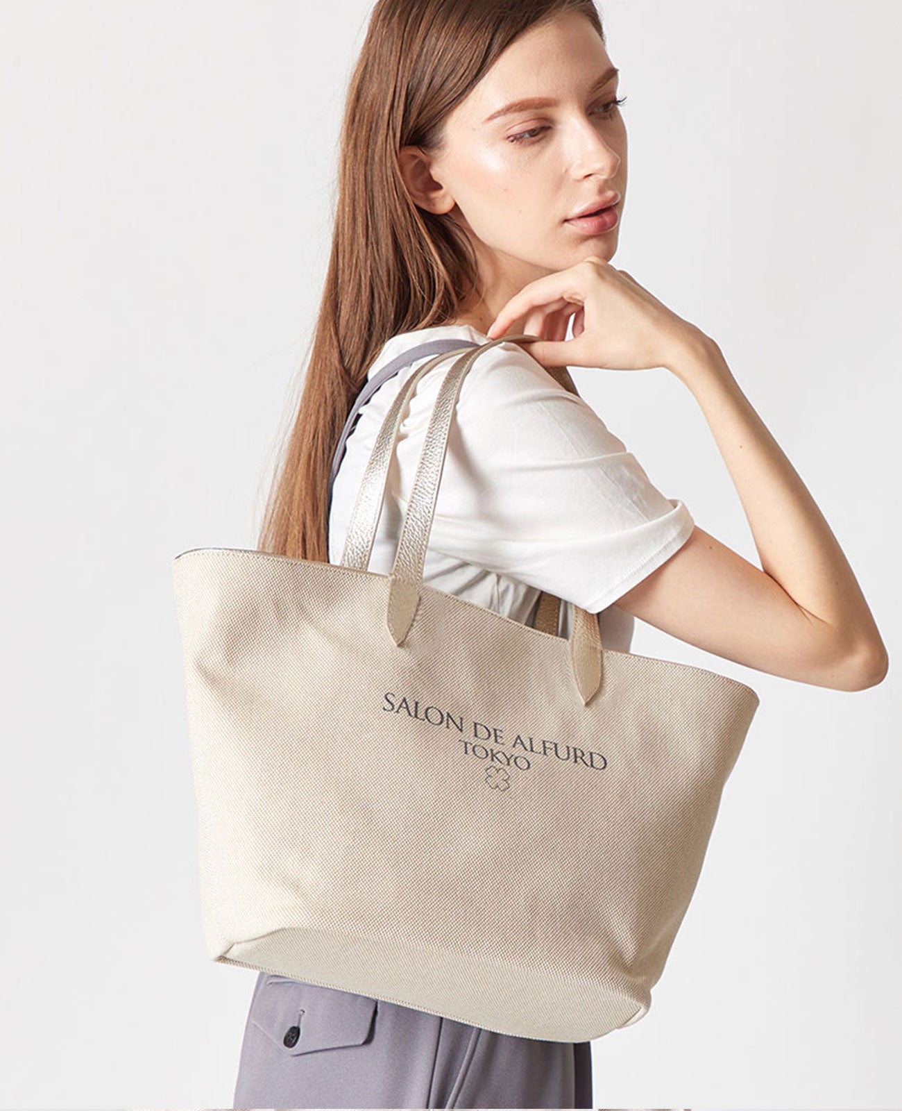 サロンドアルファード キャンバストートバッグ Mサイズ 1784