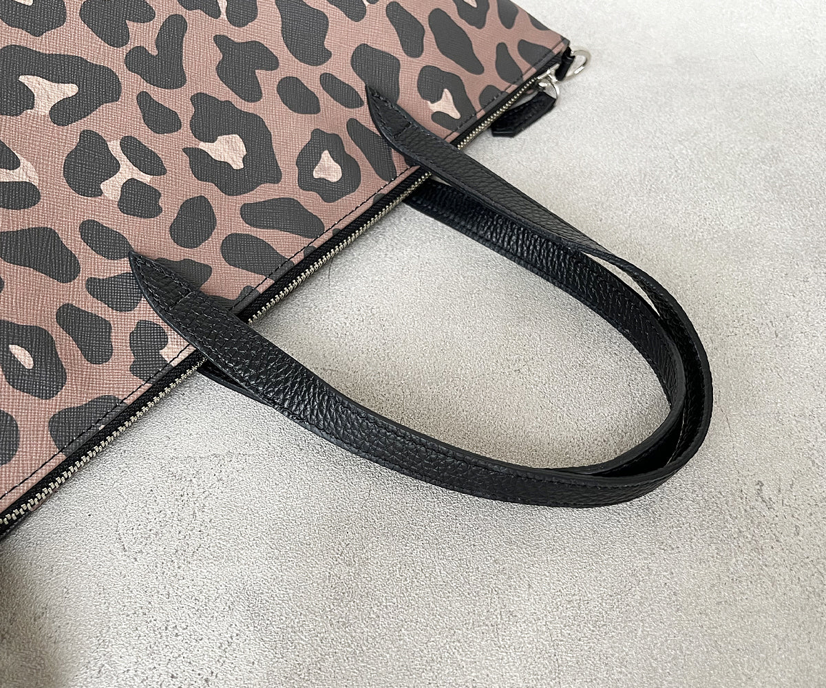 サックドプロムナード ZIP付き トートバッグ PMサイズ ヴィーガン素材ver. 1825-leo