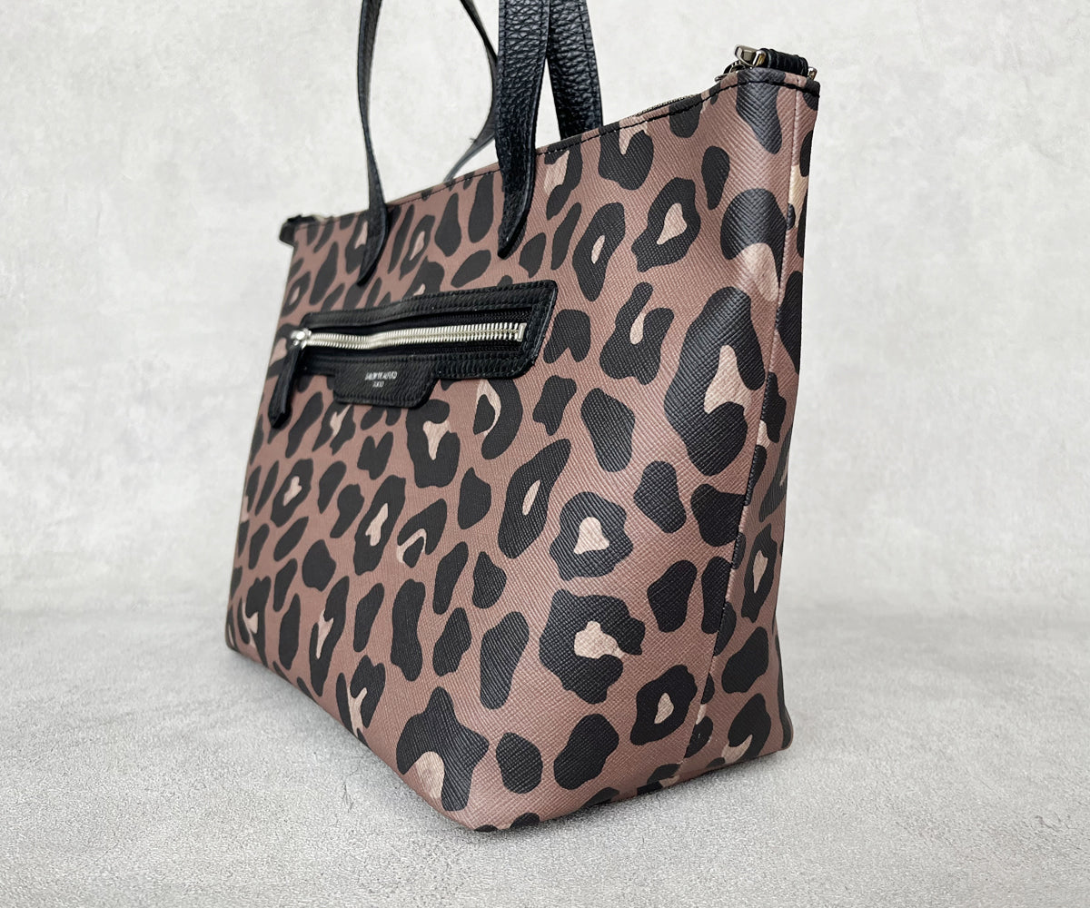 サックドプロムナード ZIP付き トートバッグ PMサイズ ヴィーガン素材ver. 1825-leo