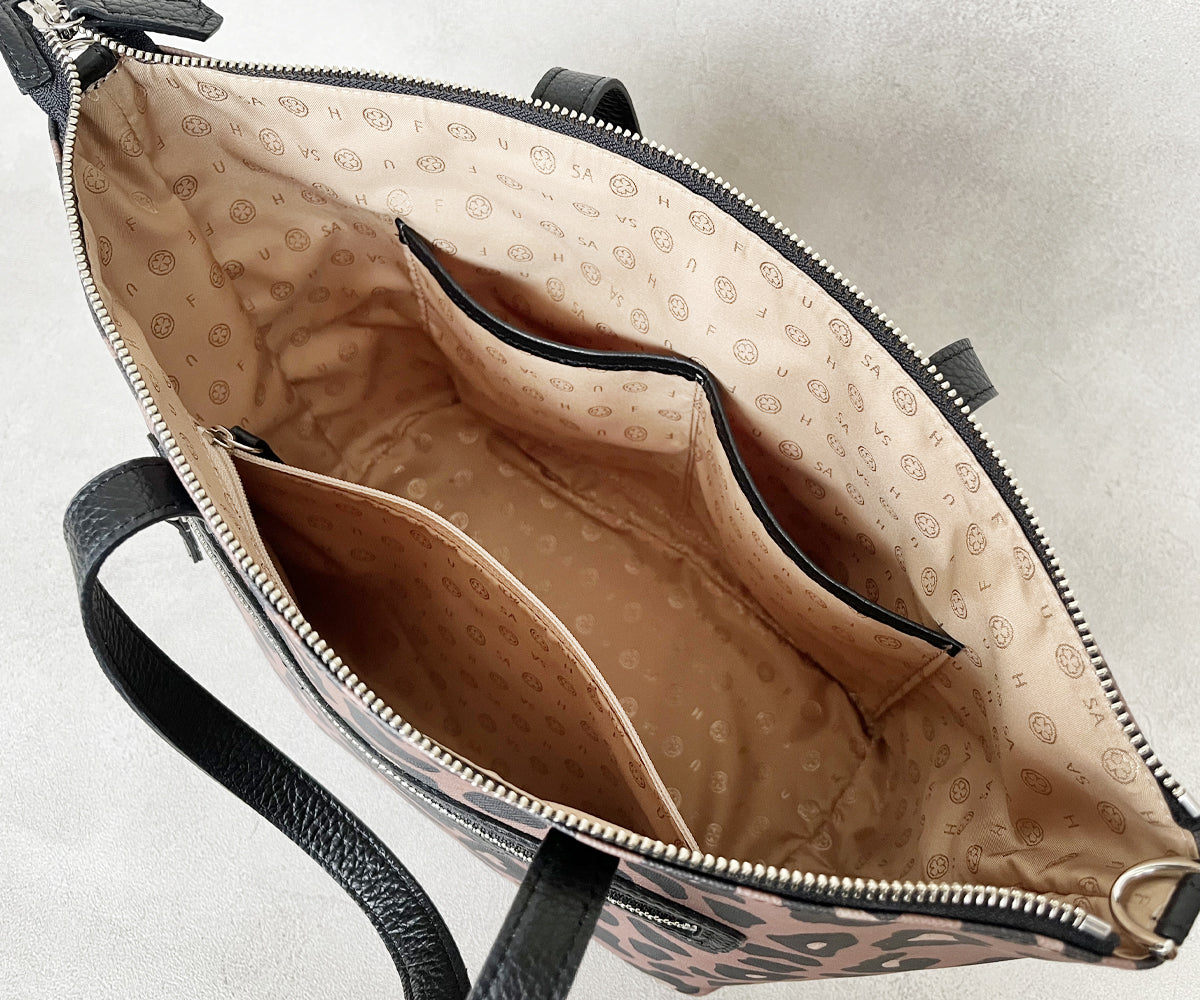 サックドプロムナード ZIP付き トートバッグ PMサイズ ヴィーガン素材ver. 1825-leo