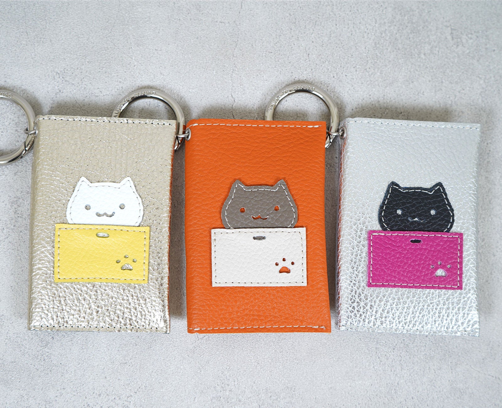 お好みの猫ちゃんがきっと見つかる!3色展開