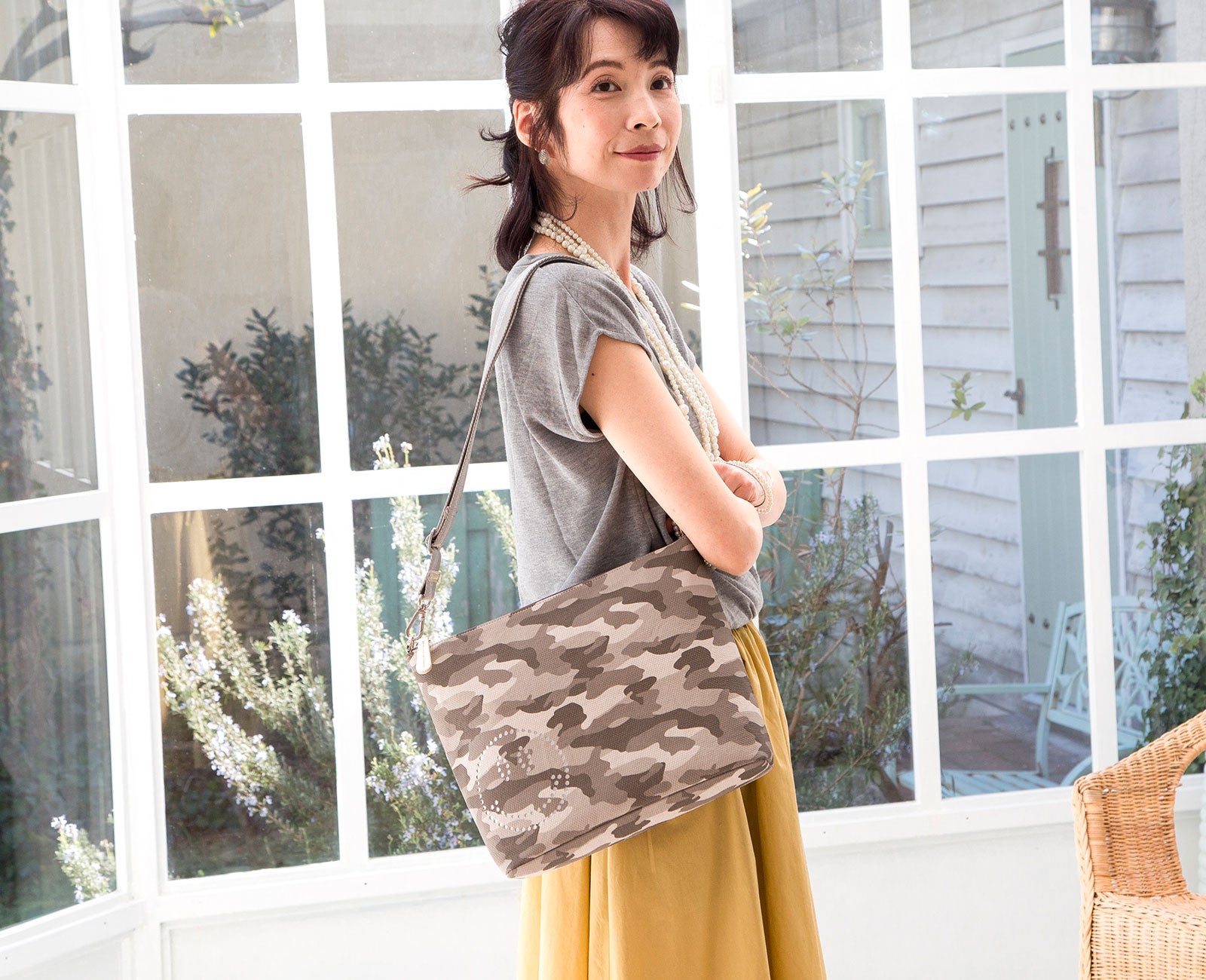 スマイル ホリゾンタルポシェット Mサイズ PVCカモフラVer. 1331-cam