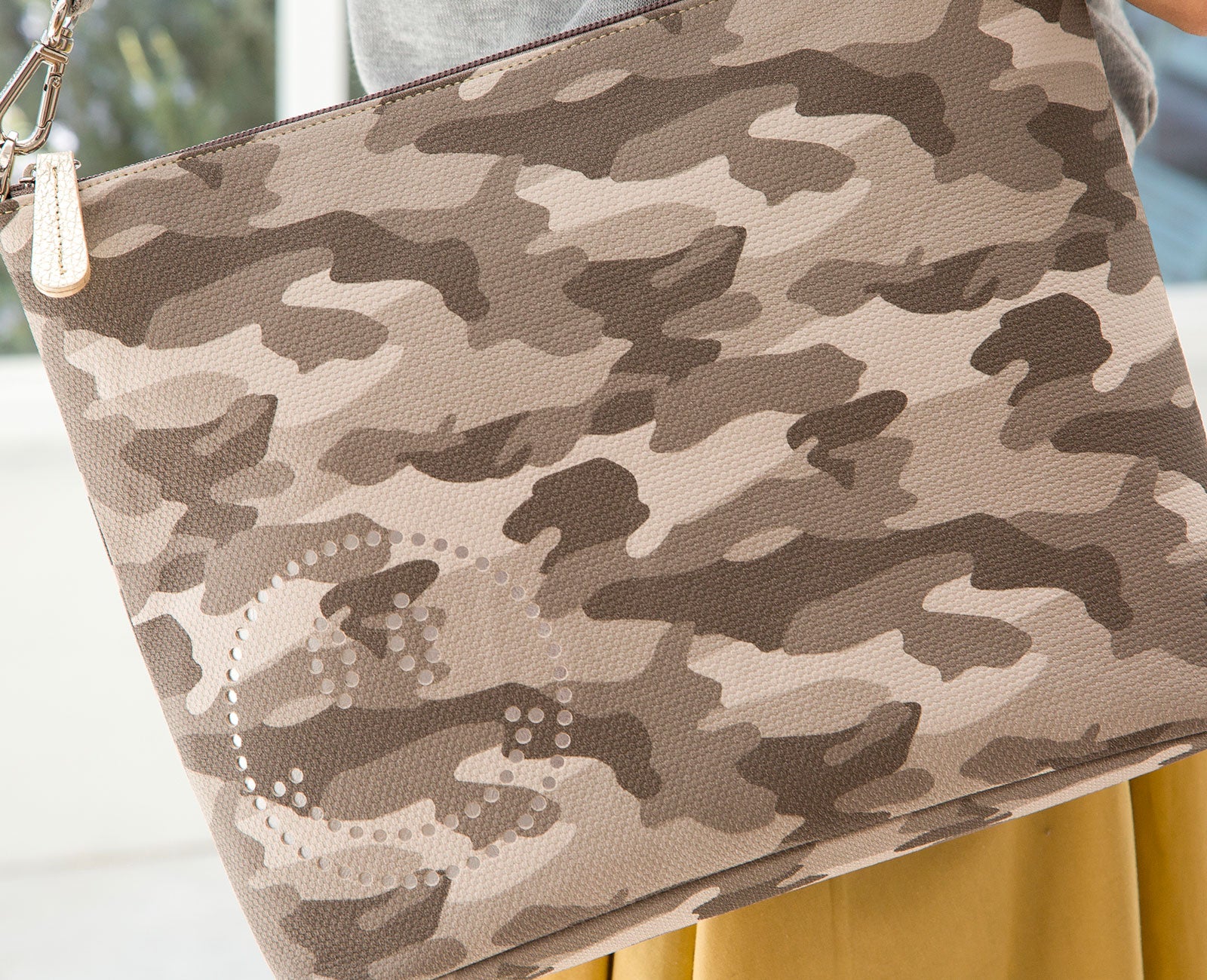 スマイル ホリゾンタルポシェット Mサイズ PVCカモフラVer. 1331-cam