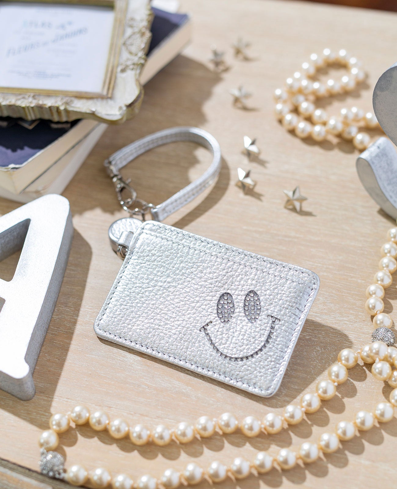 スマイル リール付きパスケース 1658