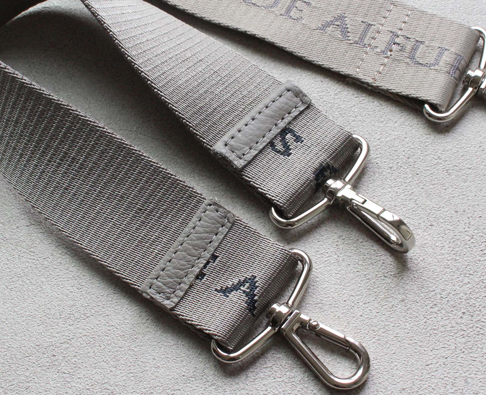 サロン・ド・アルファード 幅広ショートショルダー 1661