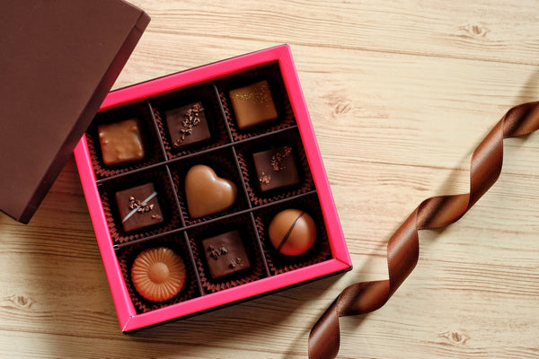 2月の吉日とバレンタインデー。チョコレートは金運を呼ぶ聖なる食べ物！？美味しく食べて運を呼ぶ？！