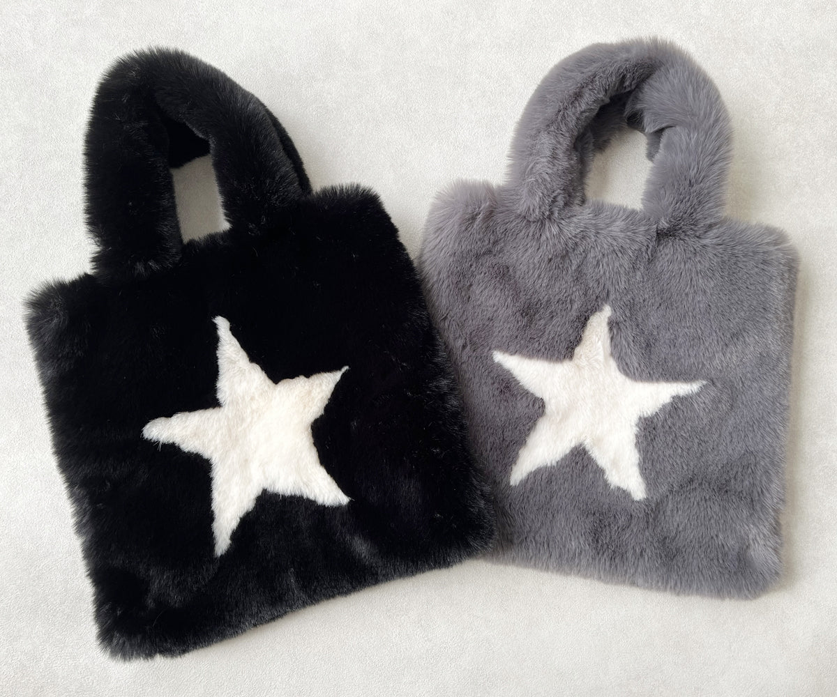 スターがふわりと映える、上品エコファーバッグ