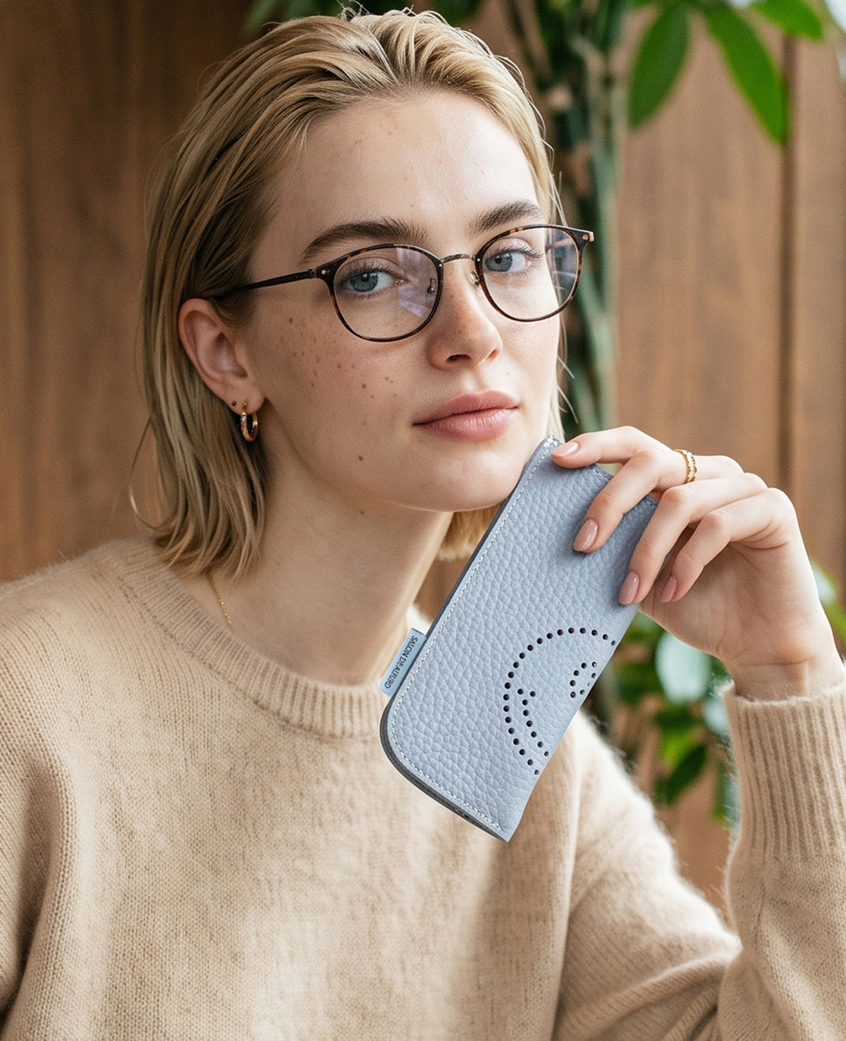 上質を楽しむ、大人のスマイル。
※画像はイメージです。（AI 生成を含みます。）