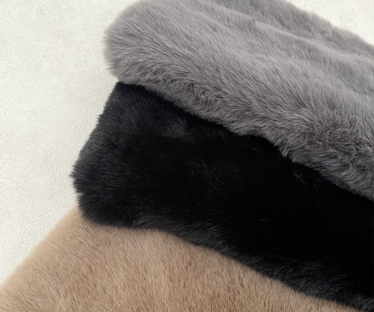 触れるたびに心地よい、上質エコファーのあたたかさを