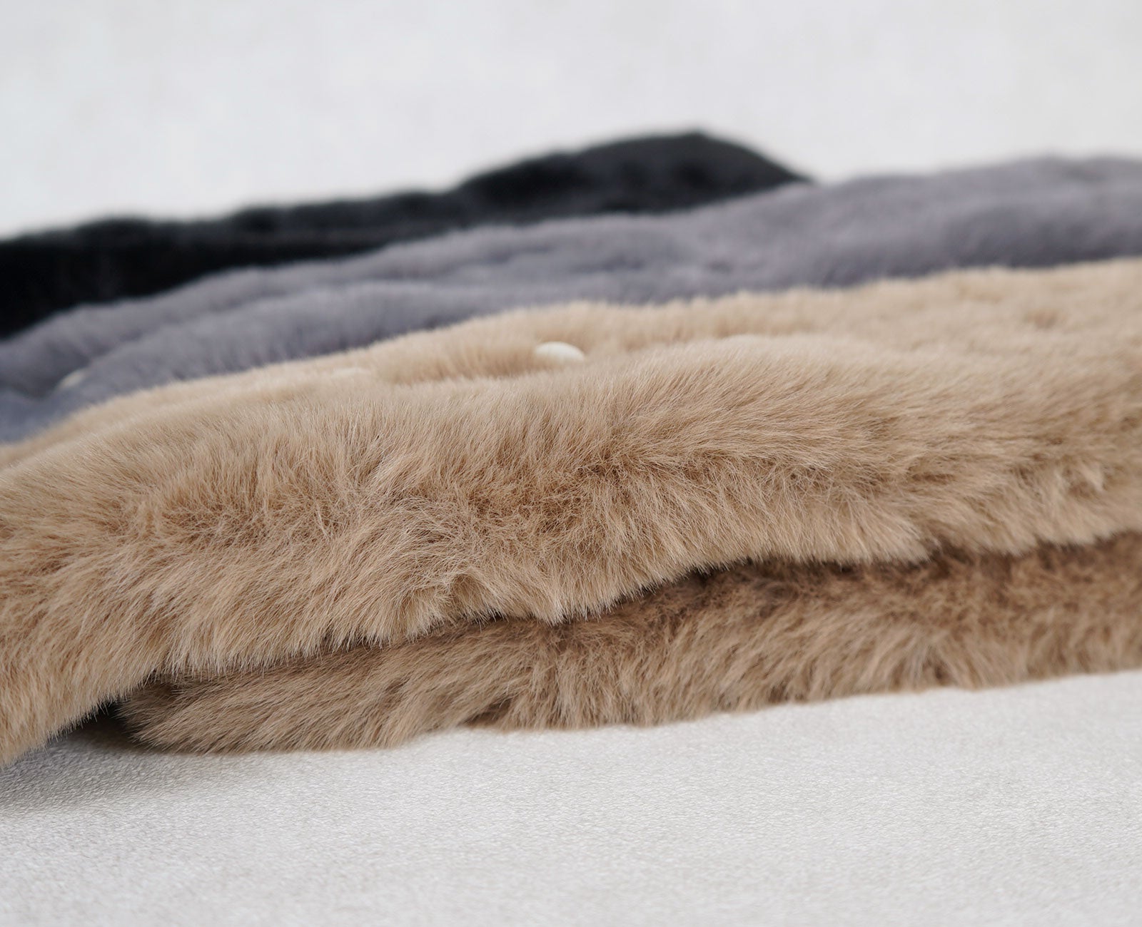 エコファーでも、本物級のしっとり感とふわふわの心地よさを実現