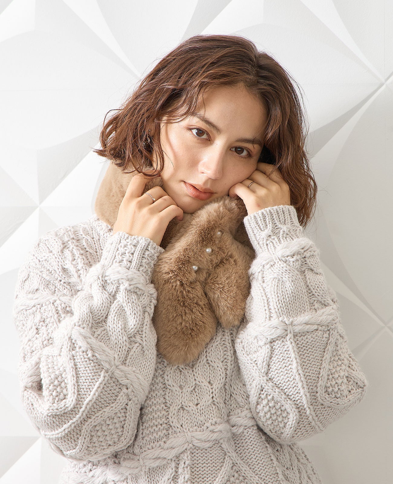 モデル着用カラー：モカ