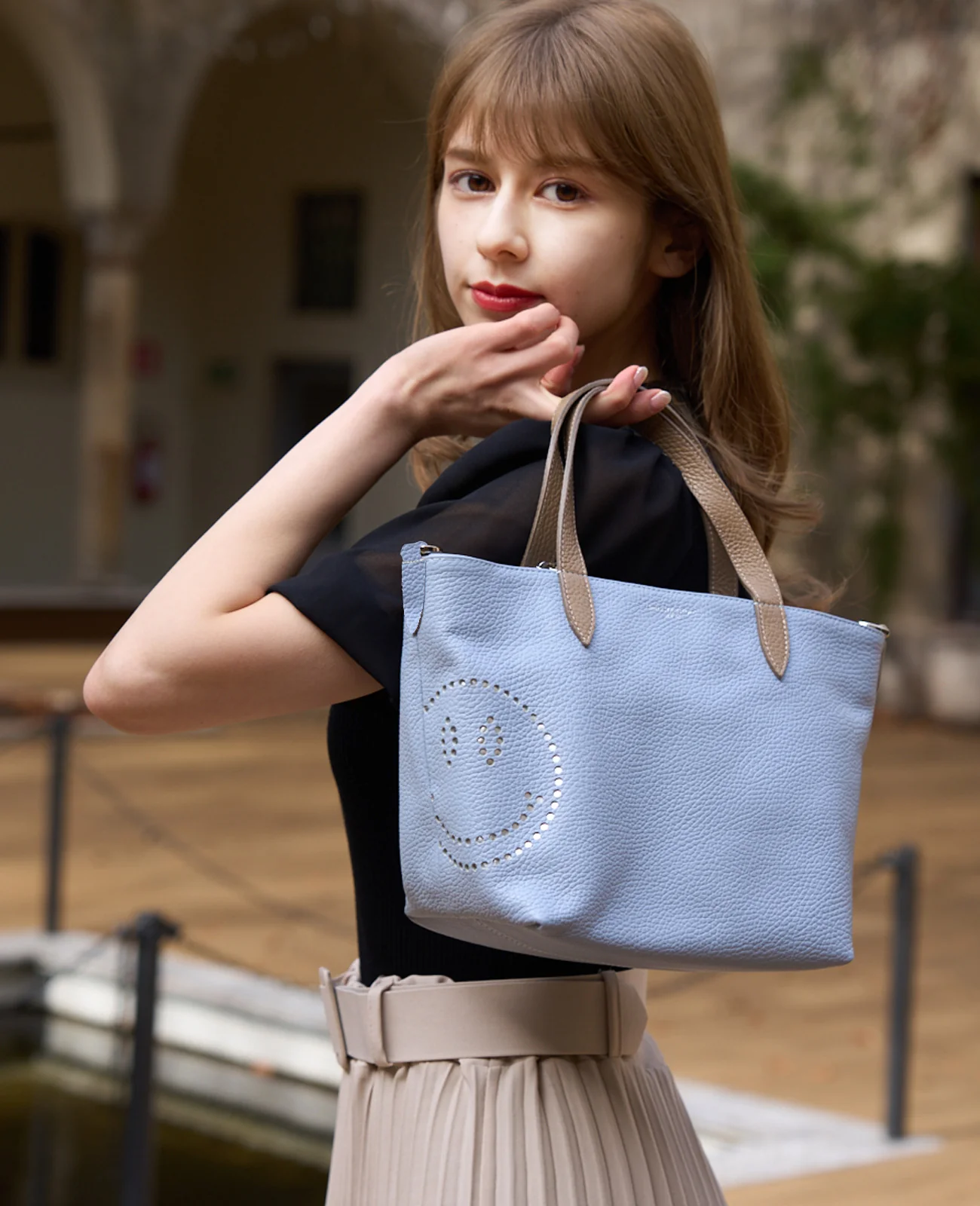 20%off [OUTLET] エアリーチェ スマイル トートバッグ ZIP付き SSサイズ 1796-02