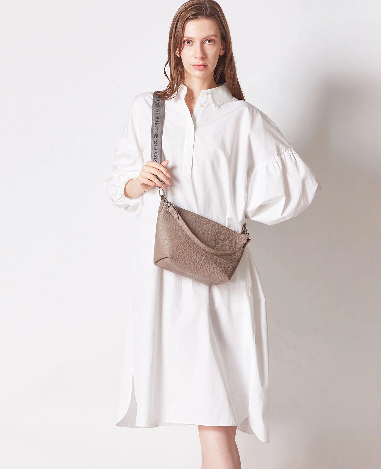 モデル着用カラー：トープ