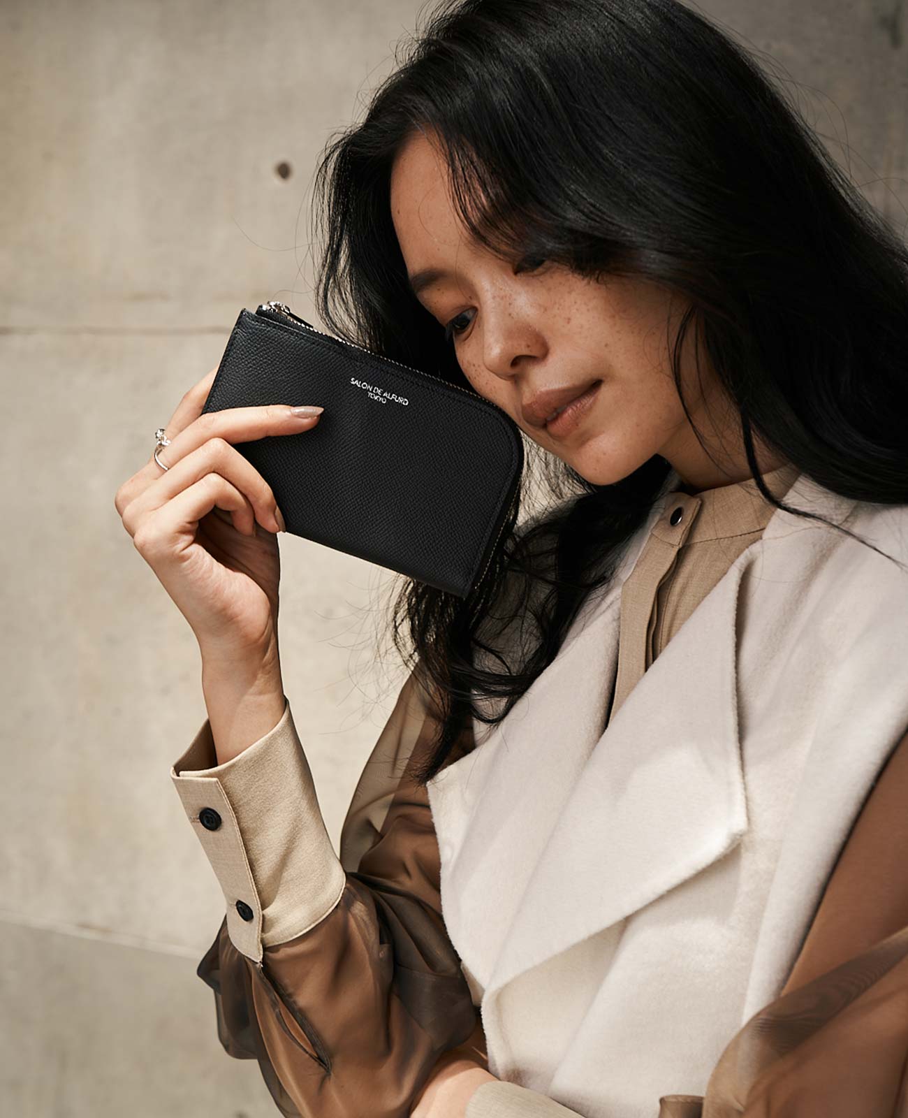 モデル着用カラー：ブラック