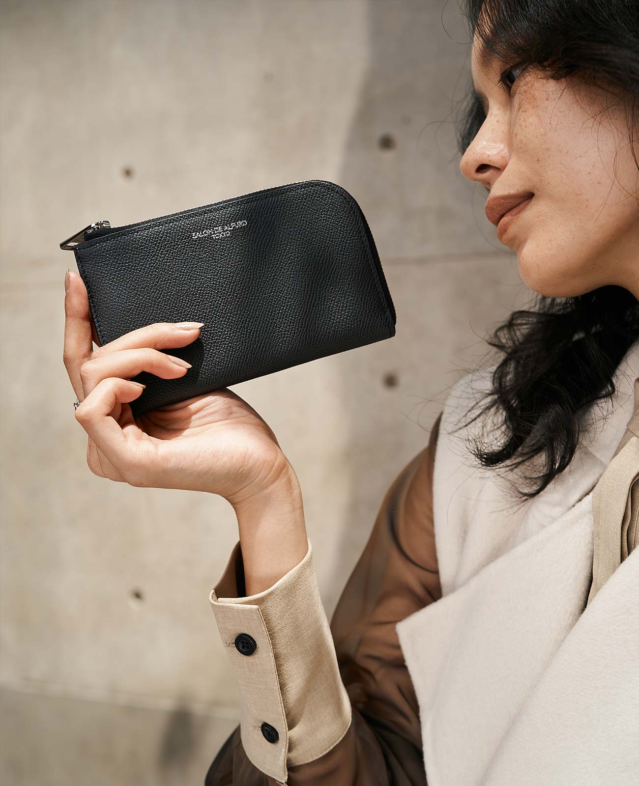 モデル着用カラー：ブラック