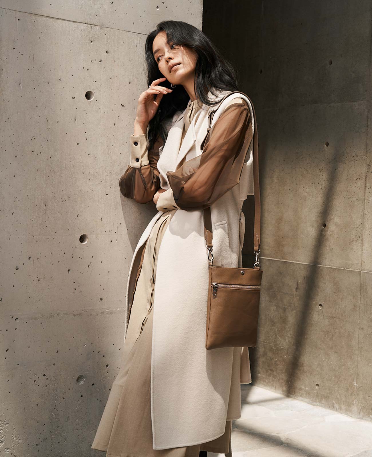 モデル着用カラー：トープ