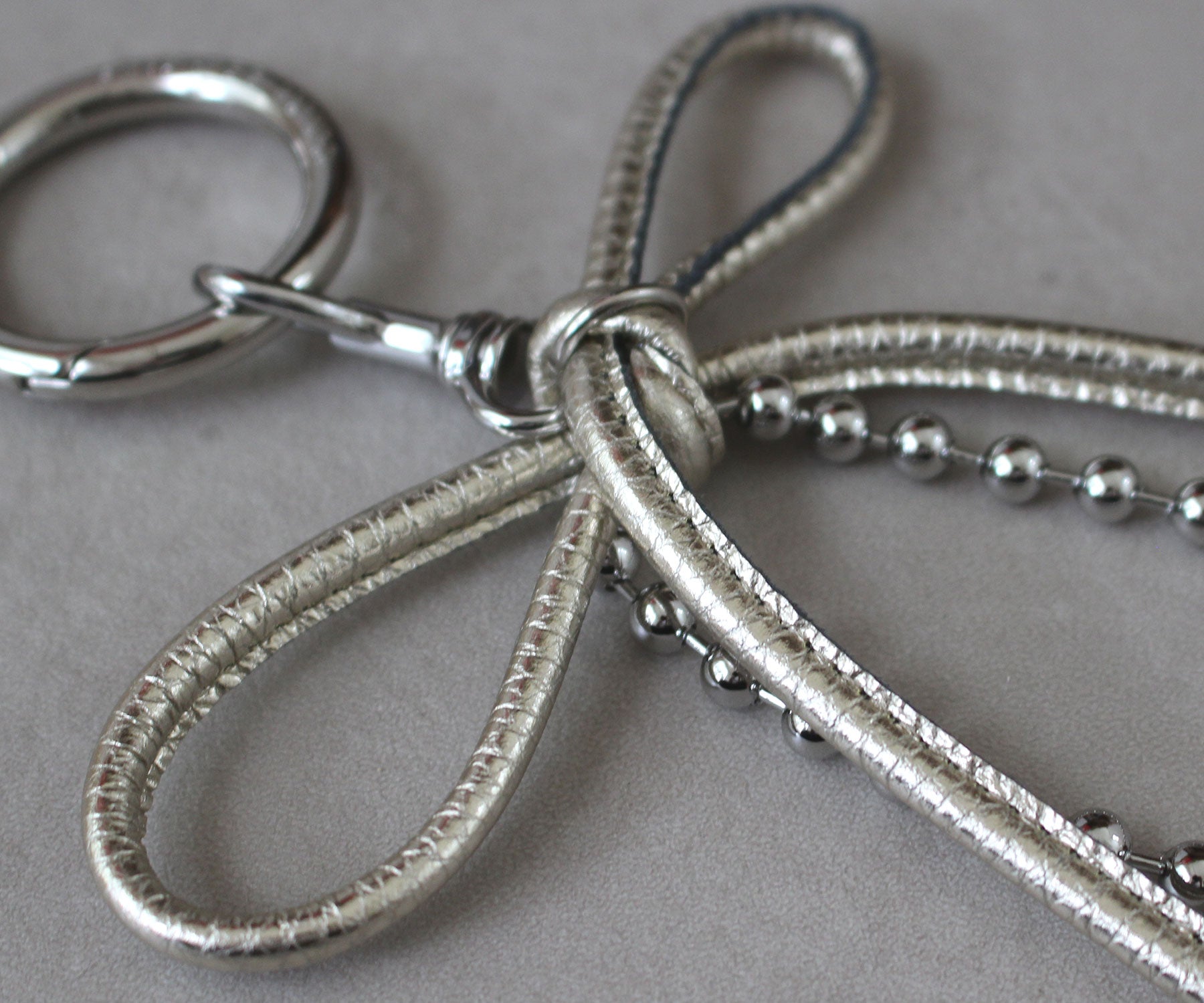 あらゆる角度から見ても美しいフォルム