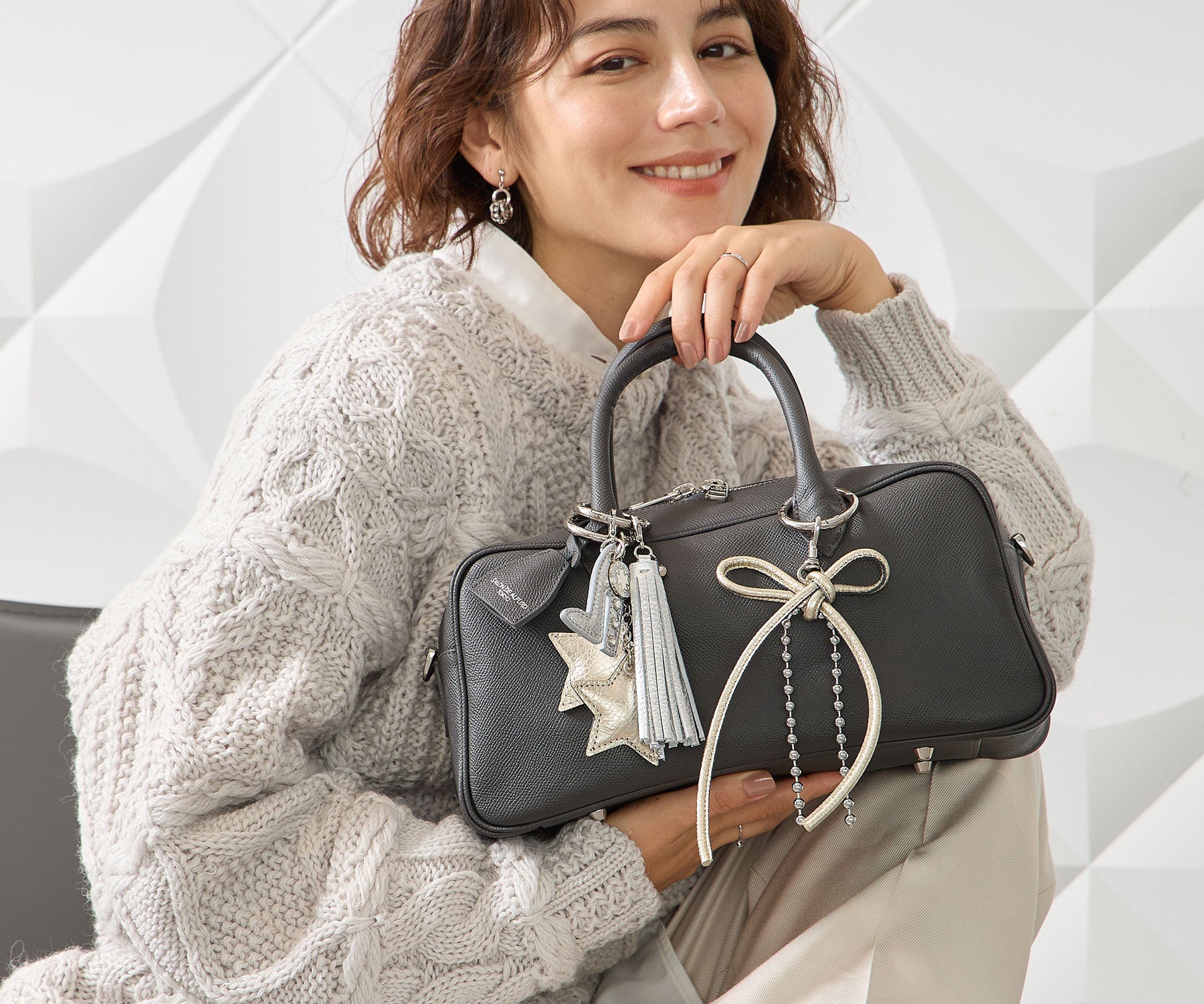 ゴールド ※リボンチャーム以外のアイテムは参考商品です