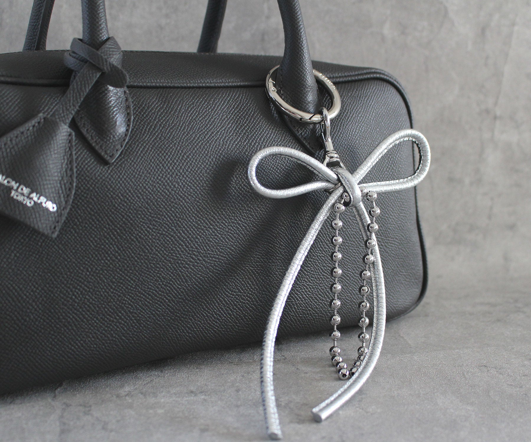 シルバー　※バッグは別売です