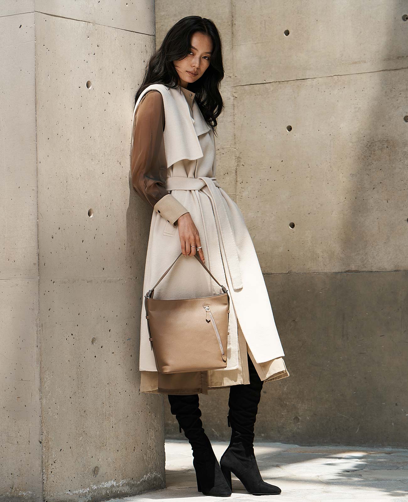 モデル着用カラー：トープ