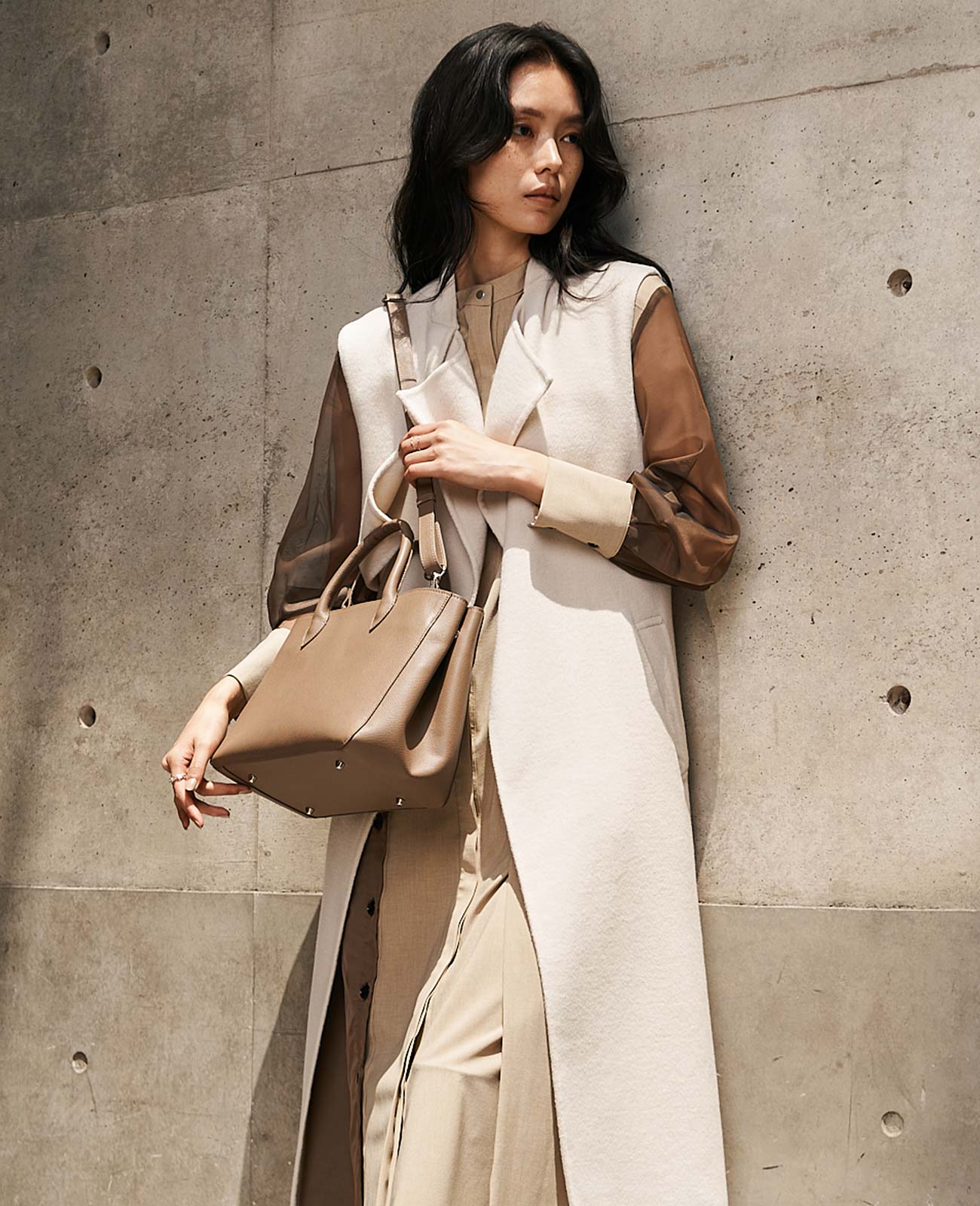 モデル着用カラー：トープ