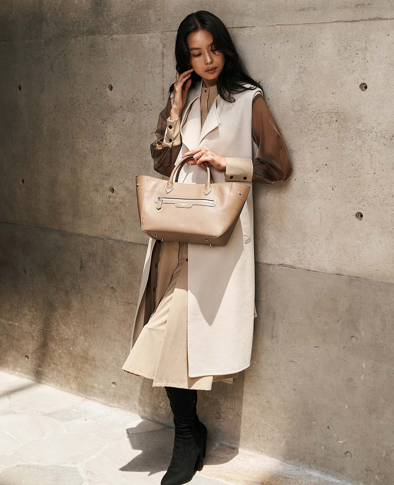 モデル着用カラー：トープ