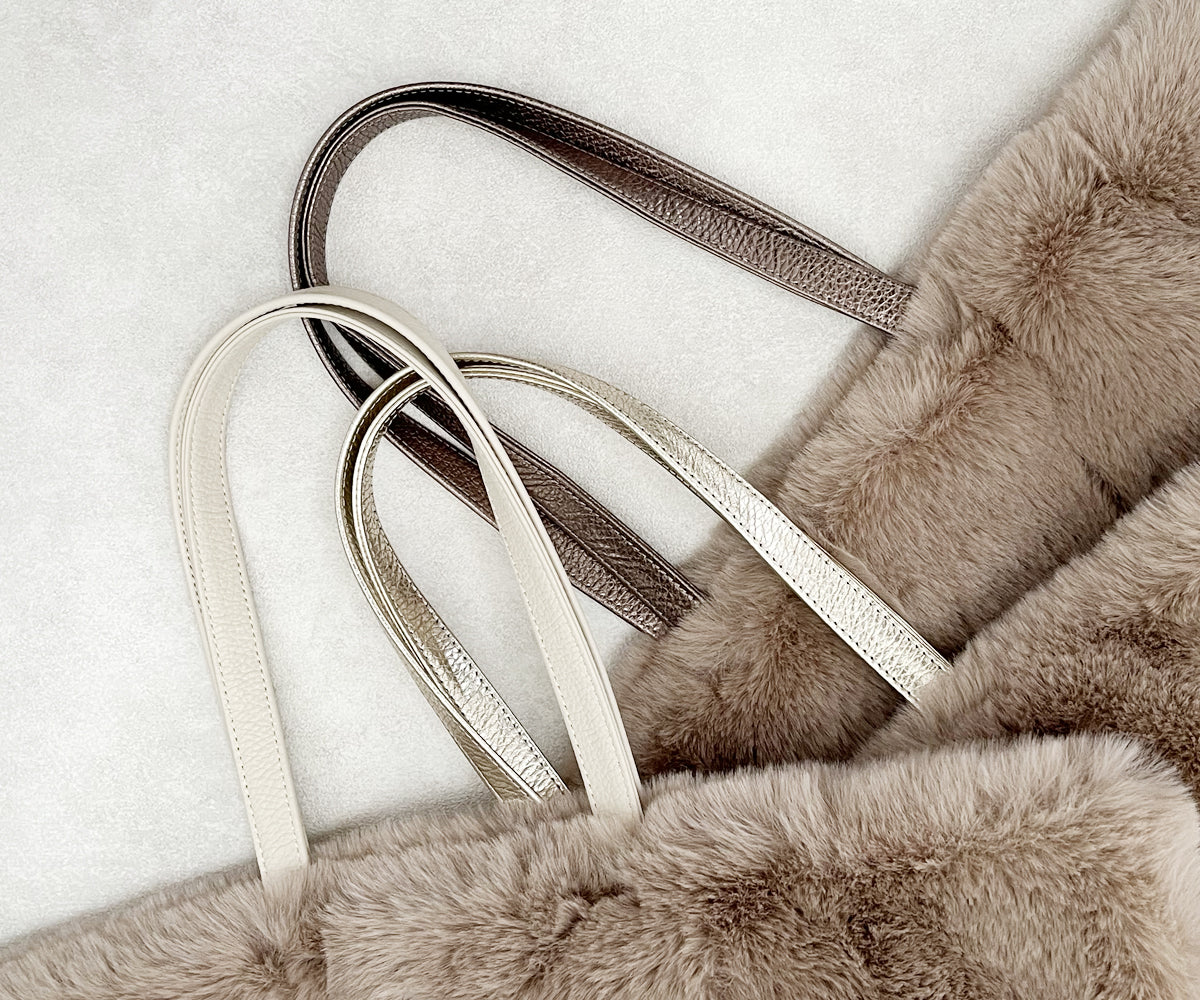 ミルクティのハンドルは、ゴールド、ブロンズ、ミルクの3カラー