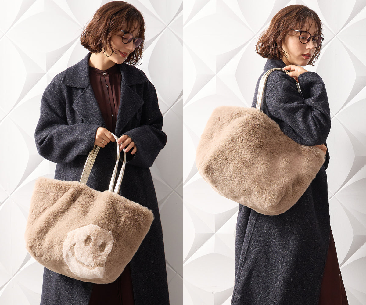 どんなスタイルにも溶け込む、大人可愛いエコファートート