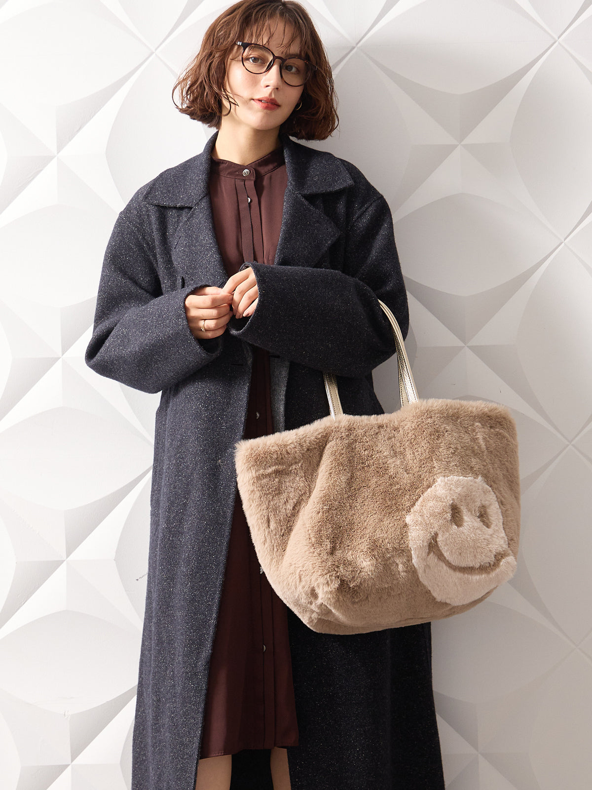 モデル着用カラー：ミルクティ×ゴールド	