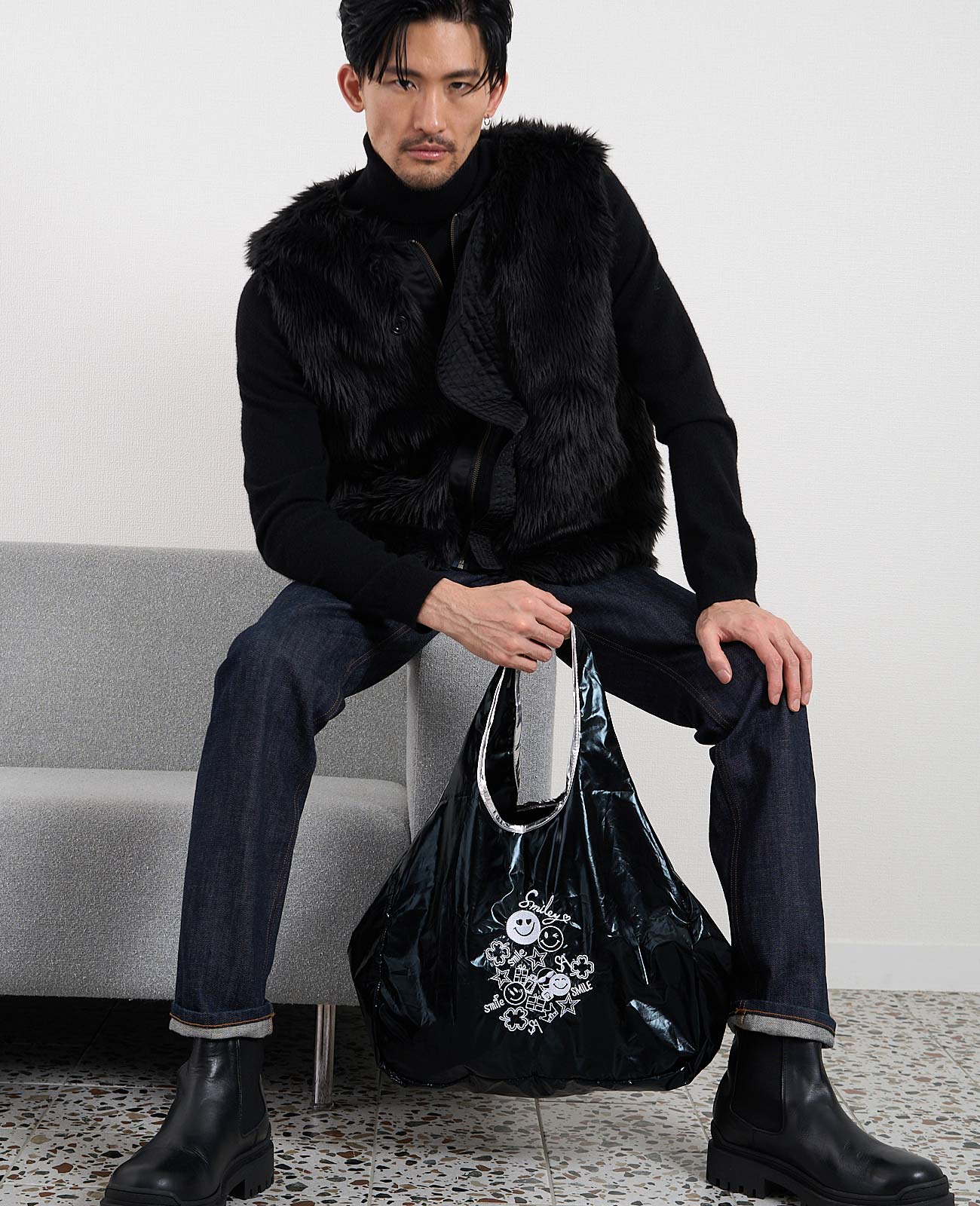 モデル着用：ブラック