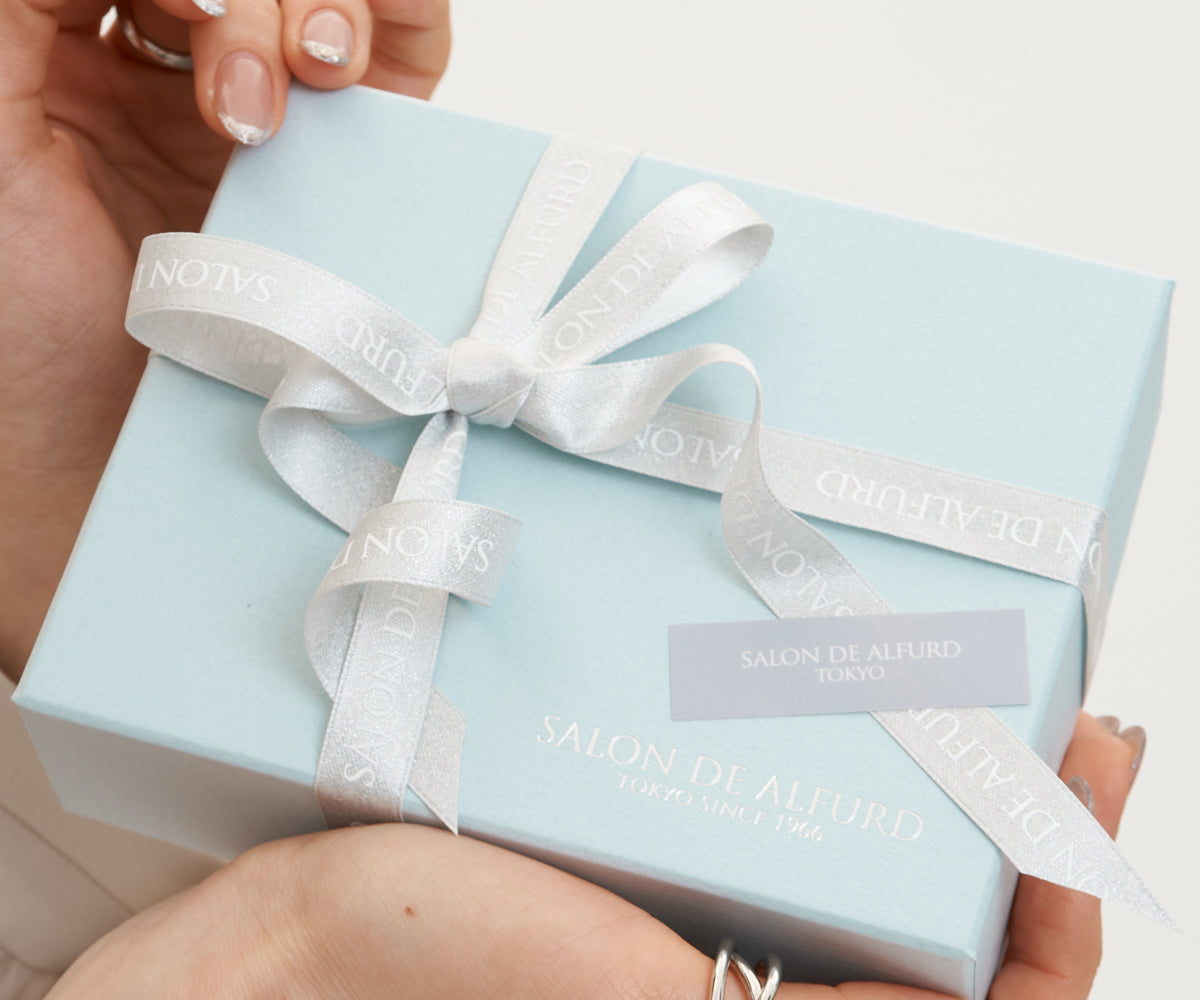 ギフトラッピング（有料）もご用意しております。商品とご一緒に「ギフトラッピング」もご購入ください。