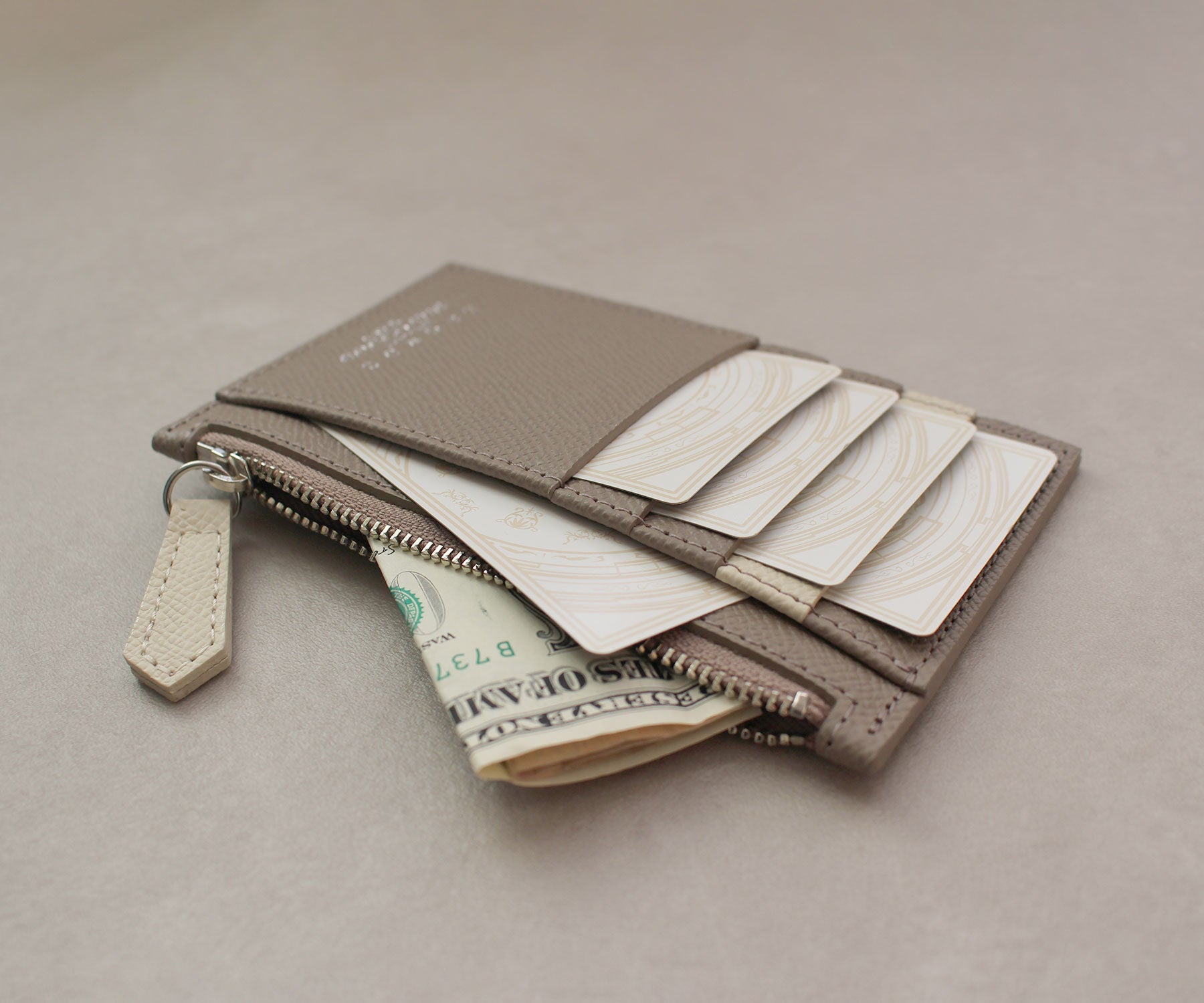 コンパクトに整う、計算された収納。