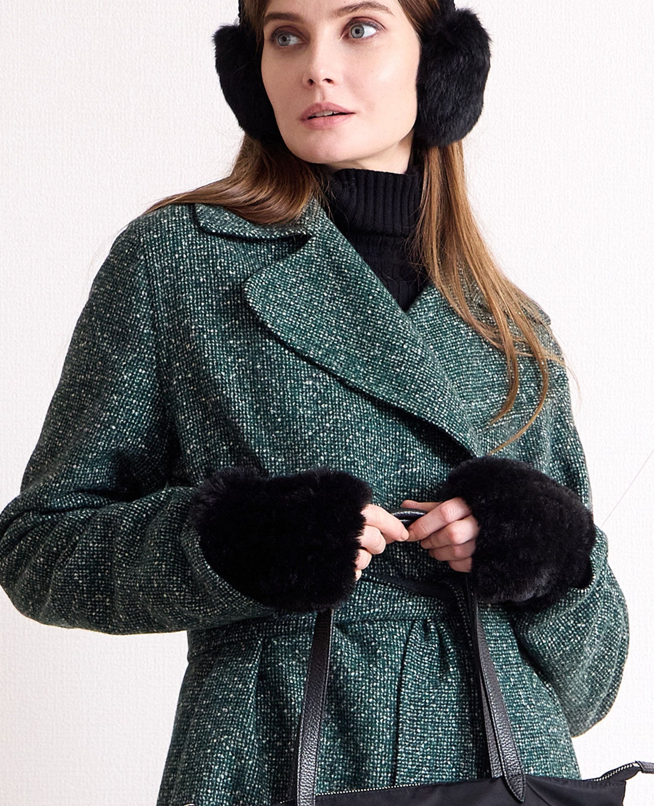 モデル着用カラー：ブラック