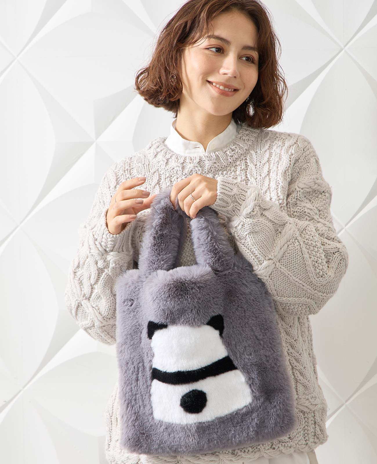 モデル着用カラー：グレイ