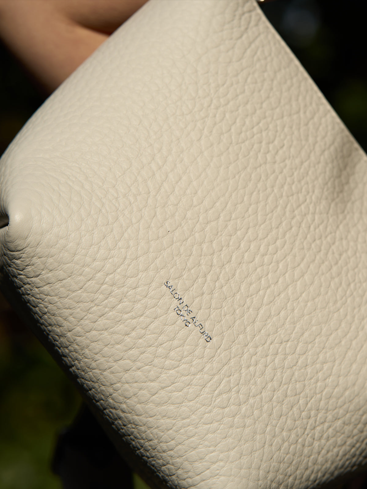 モデル着用カラー：アイボリー