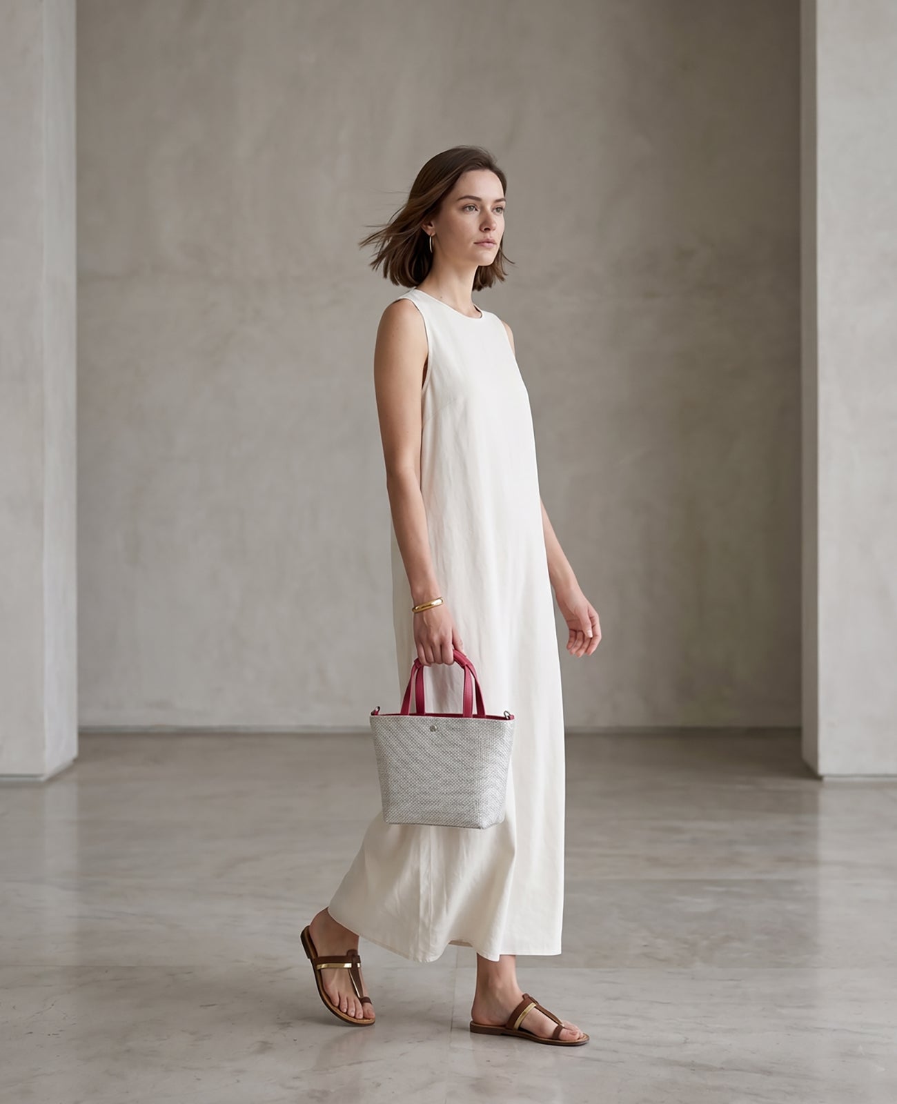 カラー：シルバー×ホットピンク ※画像はイメージです。