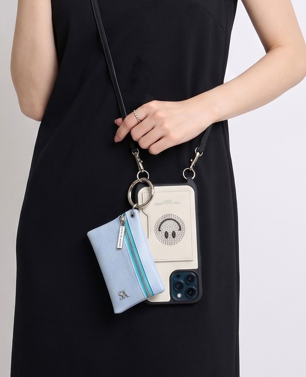 ラウンドスマイルポケット スマホカバー グレインドカーフスキン