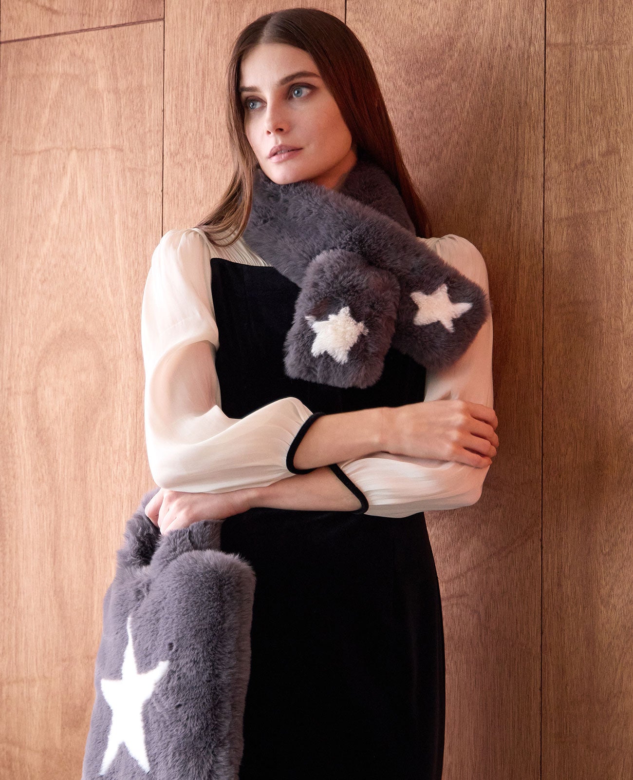 モデル着用カラー：グレイ　※バッグは別売りです