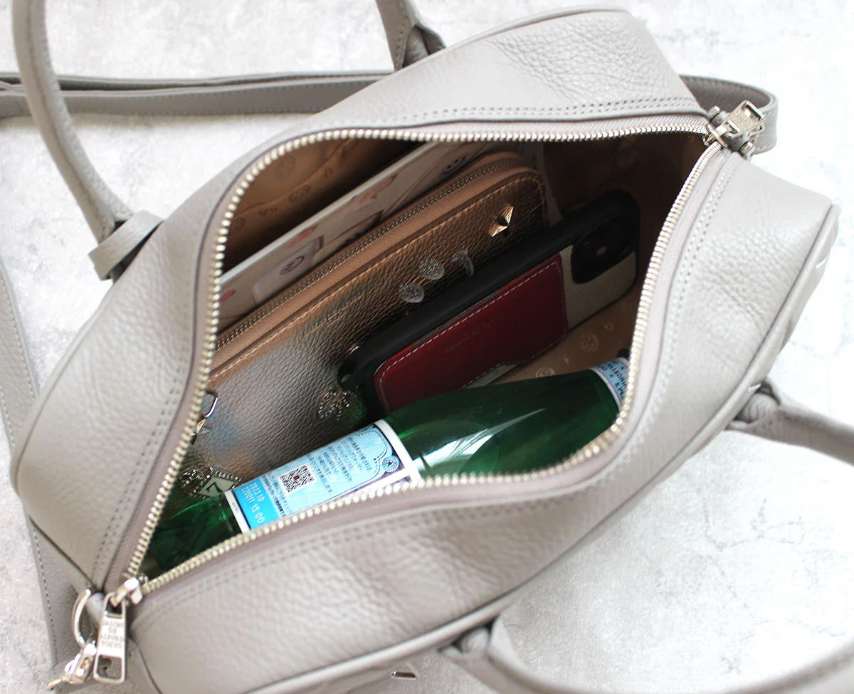 500mlのペットボトルも横にして入ります