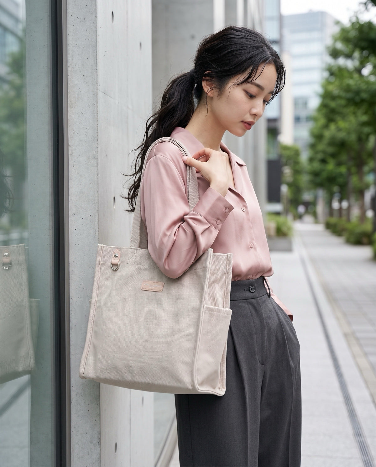 モデル着用カラー：グレージュ×ペールピンク ※画像はイメージです。（AI画像を含む）