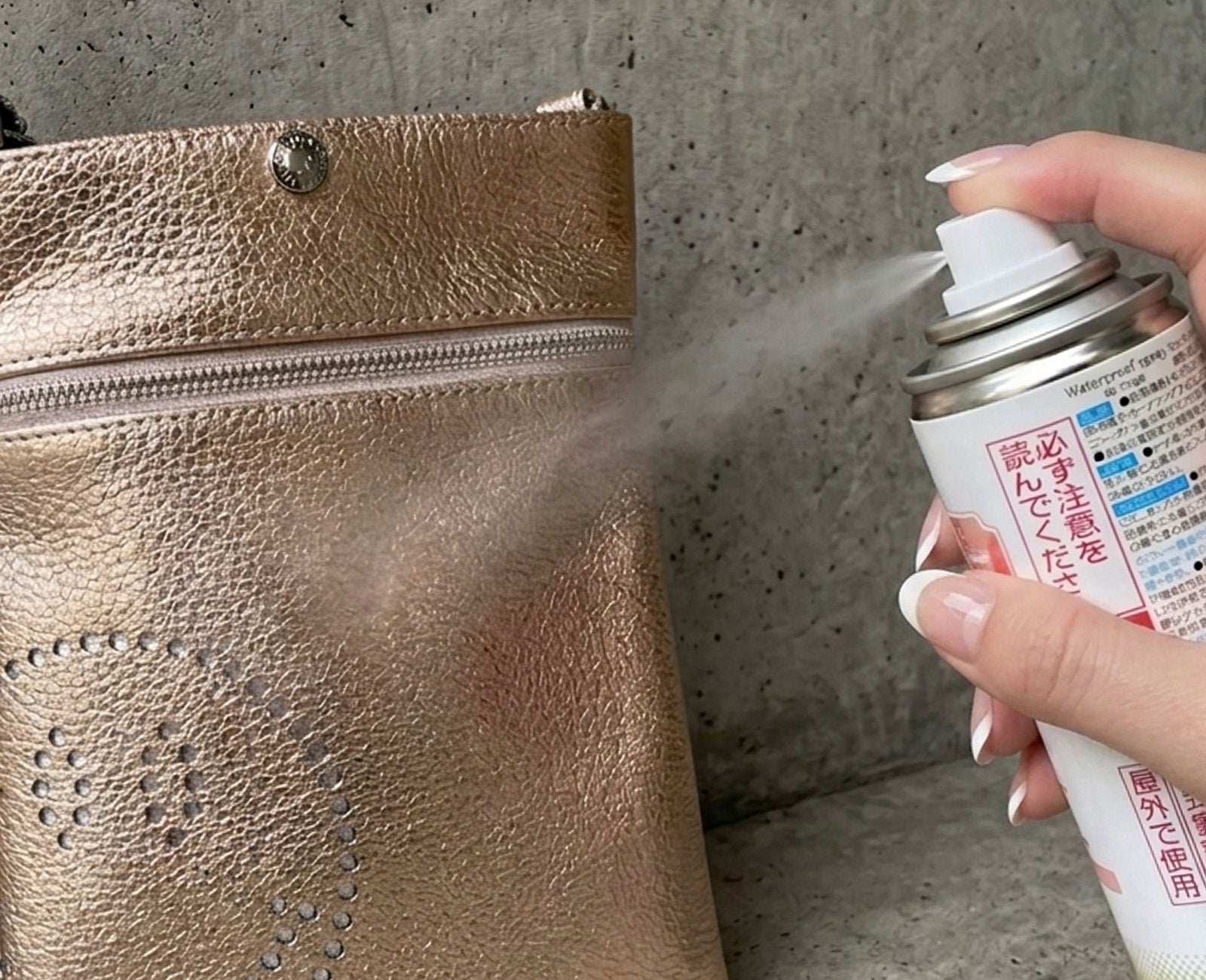 必ずマスクを着用し、屋外でご使用ください。