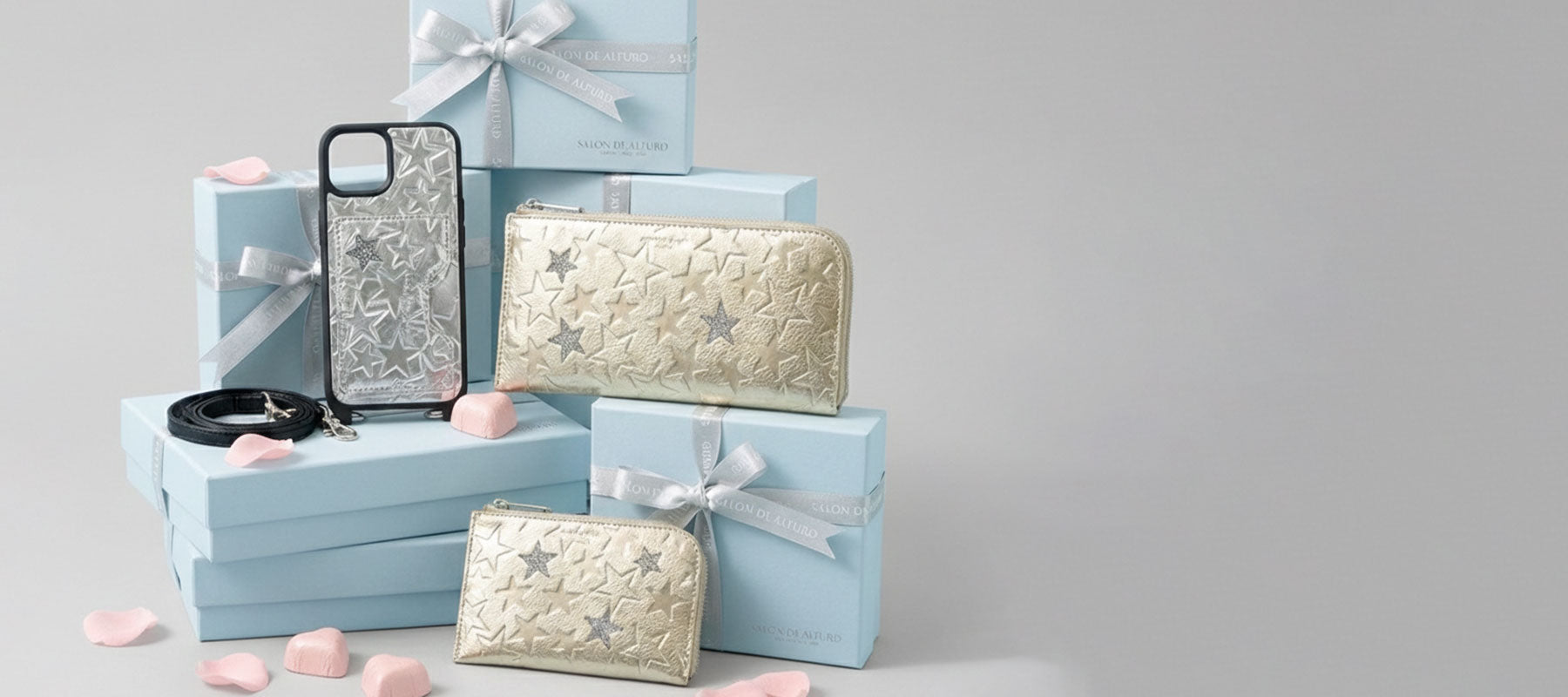 サロンドアルファード 東京広尾発アイコニックなスマイルマークの