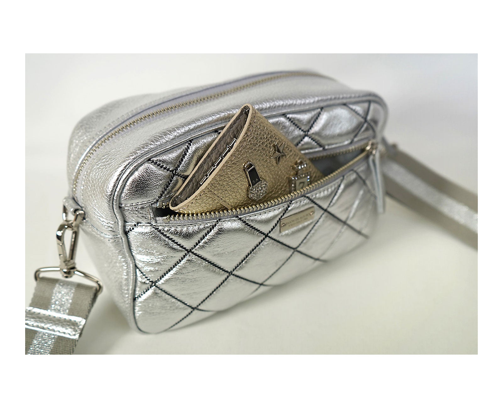 10%OFF  [OUTLET]  クエアポシェット ボディバッグ テネラ Ver.1575-stn-02