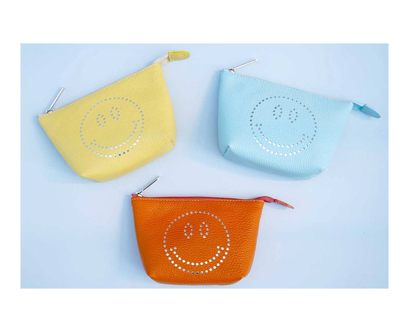 10%OFF [OUTLET]  スマイル パンチングポーチ 1679-02